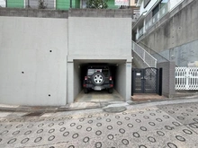 【神奈川県/横浜市鶴見区馬場】鶴見区馬場2丁目　中古戸建 駐車場