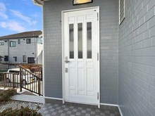 【神奈川県/横浜市泉区白百合】横浜市泉区白百合3丁目　中古戸建 玄関