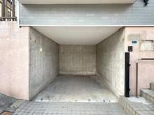 【神奈川県/横浜市泉区白百合】横浜市泉区白百合3丁目　中古戸建 駐車場