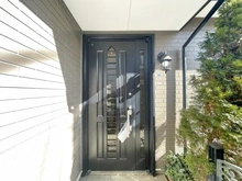 【神奈川県/横浜市旭区中白根】横浜市旭区中白根1丁目　中古戸建 玄関