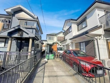 【神奈川県/横浜市旭区中白根】横浜市旭区中白根1丁目　中古戸建 外観：中央