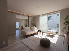 【神奈川県/横浜市青葉区荏子田】横浜市青葉区荏子田2丁目  中古戸建 LDK：家具・調度品は価格に含まれません
左奥：洋室