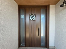 【神奈川県/横浜市青葉区荏子田】横浜市青葉区荏子田2丁目  中古戸建 玄関