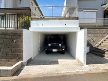 【神奈川県/横浜市青葉区荏子田】横浜市青葉区荏子田2丁目  中古戸建 駐車場