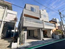 【東京都/世田谷区世田谷】世田谷区世田谷1丁目　新築戸建　A号棟 外観：全2棟　中央