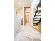 【東京都/世田谷区世田谷】世田谷区世田谷1丁目　新築戸建　B号棟 廊下