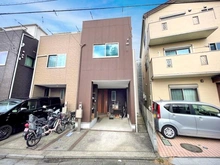 【神奈川県/川崎市幸区鹿島田】川崎市幸区鹿島田3丁目　中古戸建 外観：中央