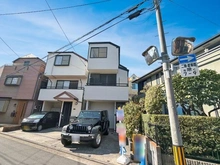 【神奈川県/横浜市鶴見区東寺尾東台】横浜市鶴見区東寺尾東台　中古戸建 外観：写真中央