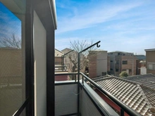 【神奈川県/横浜市鶴見区東寺尾東台】横浜市鶴見区東寺尾東台　中古戸建 バルコニー：3階