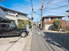 【神奈川県/横浜市鶴見区東寺尾東台】横浜市鶴見区東寺尾東台　中古戸建 前面道路