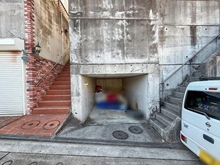 【神奈川県/横浜市青葉区すみよし台】横浜市青葉区すみよし台　中古戸建 駐車場