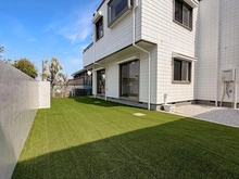 【神奈川県/川崎市高津区梶ケ谷】川崎市高津区梶ケ谷3丁目　中古戸建 敷地内