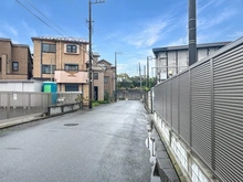【神奈川県/川崎市川崎区塩浜】川崎市川崎区塩浜3丁目　中古戸建 前面道路