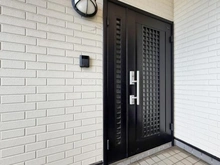 【神奈川県/横浜市緑区長津田】横浜市緑区長津田1丁目　中古戸建 玄関