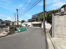 【神奈川県/横浜市青葉区大場町】横浜市青葉区大場町　新築戸建 前面道路