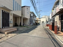 【神奈川県/横浜市磯子区滝頭】横浜市磯子区滝頭1丁目　中古戸建 前面道路