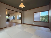 【神奈川県/横浜市戸塚区汲沢町】横浜市戸塚区汲沢町　中古戸建 和室：左：LDK