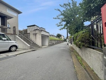 【神奈川県/横浜市戸塚区汲沢町】横浜市戸塚区汲沢町　中古戸建 前面道路