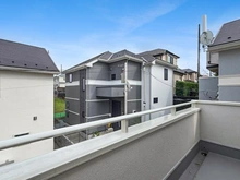 【神奈川県/川崎市高津区向ケ丘】高津区向ヶ丘新築戸建て10号棟 バルコニー
