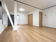 【神奈川県/横浜市青葉区荏田町】横浜市青葉区荏田町　中古戸建 LDK