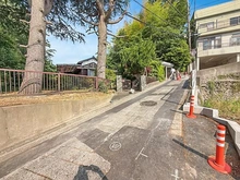 【神奈川県/横浜市南区六ツ川】横浜市南区六ツ川1丁目　新築戸建 前面道路