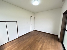 【神奈川県/横浜市緑区竹山】横浜市緑区竹山4丁目　中古戸建 洋室