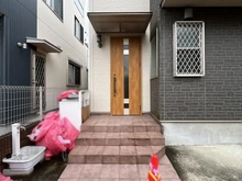 【東京都/練馬区西大泉】練馬区西大泉4丁目　中古戸建 玄関
