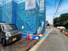 【神奈川県/川崎市宮前区野川本町】野川本町1丁目2号棟 前面道路