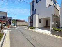 【神奈川県/川崎市宮前区平】宮前区平5丁目 新築戸建8号棟 前面道路
