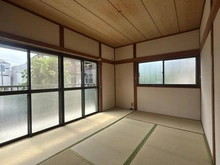 【神奈川県/横浜市神奈川区菅田町】横浜市神奈川区菅田町　中古戸建 和室