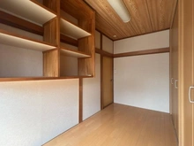 【神奈川県/横浜市神奈川区菅田町】横浜市神奈川区菅田町　中古戸建 洋室