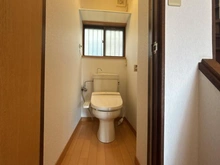 【神奈川県/横浜市神奈川区菅田町】横浜市神奈川区菅田町　中古戸建 トイレ