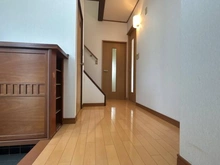 【神奈川県/横浜市神奈川区菅田町】横浜市神奈川区菅田町　中古戸建 廊下