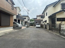 【神奈川県/横浜市神奈川区菅田町】横浜市神奈川区菅田町　中古戸建 前面道路