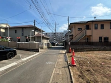 【神奈川県/川崎市高津区千年】高津区千年新築戸建てB棟 前面道路