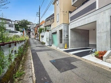 【神奈川県/川崎市宮前区馬絹】川崎市宮前区馬絹3丁目 新築戸建 2号棟 前面道路