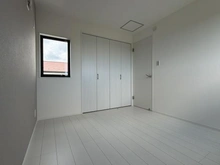 【神奈川県/川崎市高津区千年】川崎市高津区千年　新築戸建 洋室