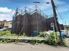 【神奈川県/横浜市旭区上白根町】旭区上白根町 新築戸建 3号棟 建築中の外観：全3棟　