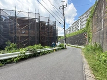 【神奈川県/横浜市旭区上白根町】旭区上白根町 新築戸建 3号棟 前面道路