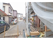 【神奈川県/川崎市高津区東野川】東野川二丁目　新築戸建 前面道路