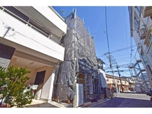 【神奈川県/川崎市高津区溝口】溝口三丁目　新築戸建 建築中の外観