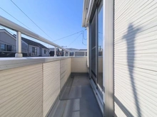 【神奈川県/横浜市鶴見区朝日町】鶴見区朝日町1丁目　中古戸建 バルコニー