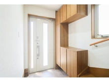 【神奈川県/横浜市鶴見区馬場】横浜市鶴見区馬場6丁目　中古戸建 玄関