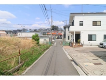 【神奈川県/横浜市鶴見区東寺尾】横浜市鶴見区東寺尾2丁目　中古戸建 前面道路