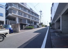 【神奈川県/川崎市宮前区小台】川崎市宮前区小台1丁目　中古戸建 前面道路