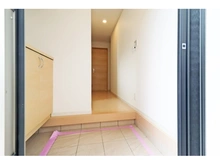【神奈川県/川崎市多摩区長尾】川崎市多摩区長尾7丁目　中古戸建 玄関