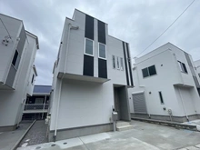 【神奈川県/川崎市宮前区野川本町】宮前区野川本町1丁目 新築戸建　5号棟 外観：全8棟　中央