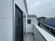 【神奈川県/川崎市宮前区野川本町】宮前区野川本町1丁目 新築戸建 6号棟 バルコニー