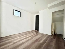 【東京都/新宿区高田馬場】新宿区高田馬場4丁目　新築戸建てB棟 サービスルーム（納戸）