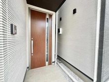 【東京都/新宿区高田馬場】新宿区高田馬場4丁目　新築戸建てB棟 玄関